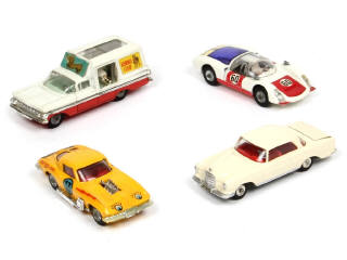 Lot 215 - CORGI TOYS (GB) (4)