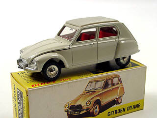 Lot 620 - DINKY TOYS FRANCE (1)