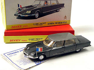 Lot 613 - DINKY TOYS FRANCE (1)