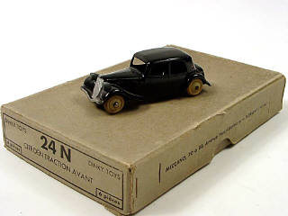 Lot 564 - DINKY TOYS (FRANCE) (2)