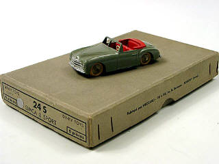 Lot 569 - DINKY TOYS (FRANCE) (2)