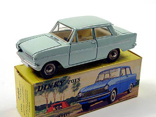 Lot 596 - DINKY TOYS FRANCE (1)
