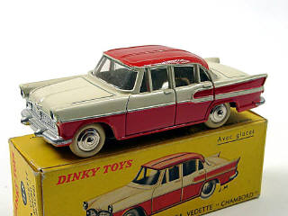 Lot 581 - DINKY TOYS FRANCE (1)
