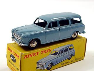 Lot 577 - DINKY TOYS FRANCE (1)