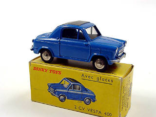 Lot 585 - DINKY TOYS FRANCE (1)
