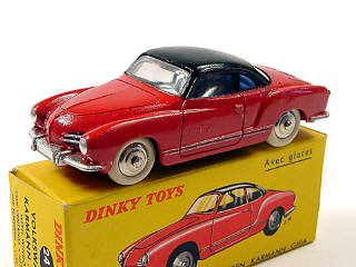 Lot 580 - DINKY TOYS FRANCE (1)