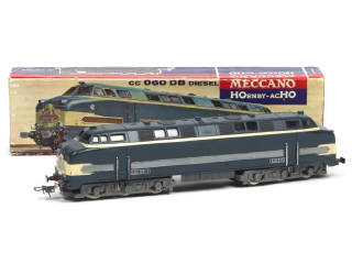 Lot 129 - HORNBY 'HO' (1)