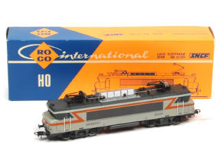 Lot 203 - ROCO 'HO' (AUTRICHE) (1)