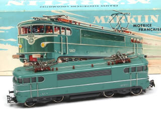 Lot 100 - MÄRKLIN 'HO' (ALLEMAGNE) (1)