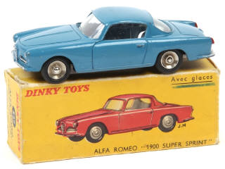 Lot 230 - DINKY TOYS (FRANCE) (1)