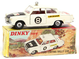 Lot 446 - DINKY TOYS (GB) (1)