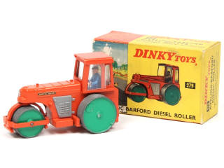 Lot 454 - DINKY TOYS (GB) (1)
