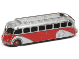 Lot 514 - DINKY TOYS (FRANCE) (1)