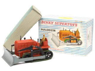 Lot 522 - DINKY TOYS (FRANCE) (1)
