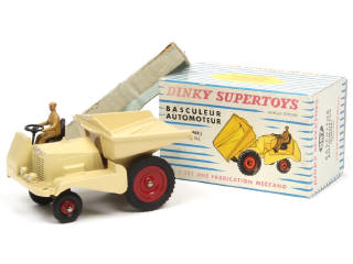 Lot 524 - DINKY TOYS (FRANCE) (1)