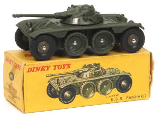 Lot 529 - DINKY TOYS (FRANCE) (1)