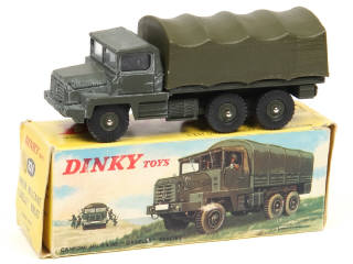 Lot 531 - DINKY TOYS (FRANCE) (1)