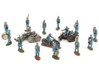 Lot 180 - DIVERS (17)