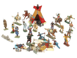 Lot 184 - DIVERS (35)