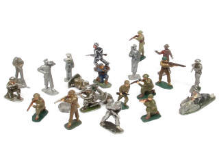Lot 172 - DIVERS (22)