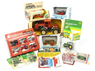 Lot 337 - ERTL (USA) (17)