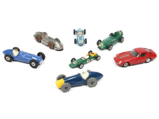 Lot 429 - DINKY TOYS (GB) (7)
