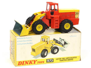 Lot 368 - DINKY TOYS (GB) (1)