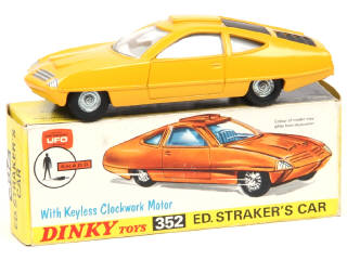 Lot 308 - DINKY TOYS (GB) (1)