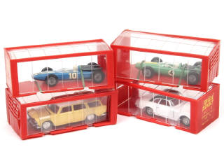 Lot 331 - DINKY TOYS (GB) (4)