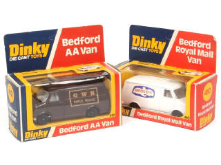 Lot 343 - DINKY TOYS (GB) (2)