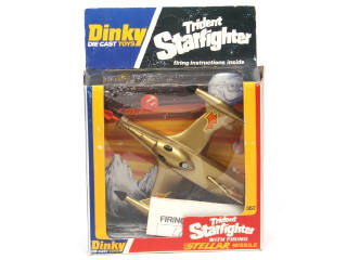 Lot 388 - DINKY TOYS (GB) (1)
