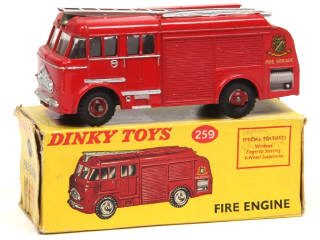 Lot 299 - DINKY TOYS (GB) (1)