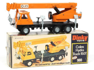 Lot 370 - DINKY TOYS (GB) (1)