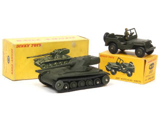 Lot 442 - DINKY TOYS (FRANCE) (2)