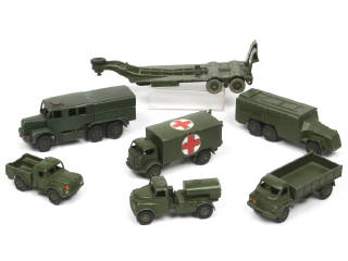 Lot 410 - DINKY TOYS (GB) (7)