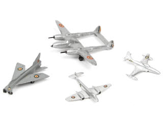 Lot 381 - DINKY TOYS (GB) (4)