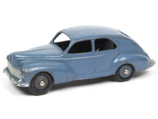 Lot 418 - DINKY TOYS (FRANCE) (1)