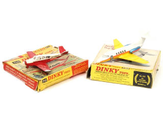Lot 383 - DINKY TOYS (GB) (2)