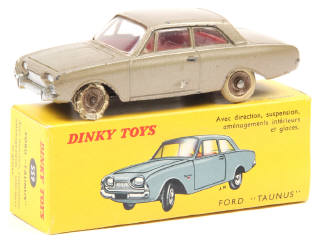 Lot 198 - DINKY TOYS (FRANCE) (1)