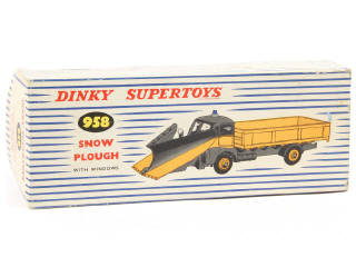 Lot 292 - DINKY TOYS (GB) (1)