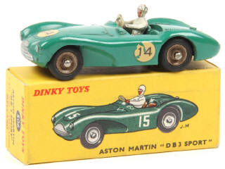 Lot 164 - DINKY TOYS (FRANCE) (1)