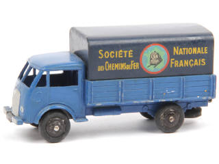 Lot 158 - DINKY TOYS (FRANCE) (1)