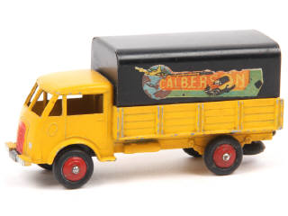 Lot 159 - DINKY TOYS (FRANCE) (1)