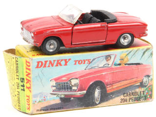 Lot 167 - DINKY TOYS (FRANCE) (1)