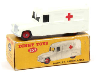 Lot 258 - DINKY TOYS (GB) (1)