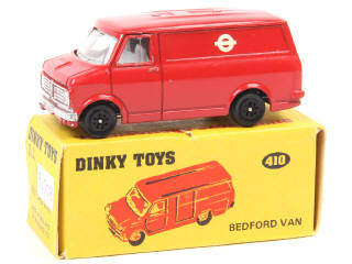 Lot 272 - DINKY TOYS (GB) (1)