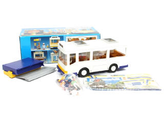 Lot 70 - PLAYMOBIL (ALLEMAGNE) (1)