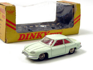 Lot 762 - DINKY TOYS (FRANCE) (1)