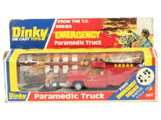 Lot 392 - DINKY TOYS (GB) (1)
