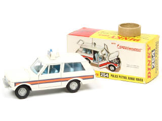 Lot 388 - DINKY TOYS (GB) (1)